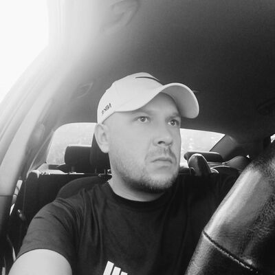  ,   Pavel, 40 ,   c 