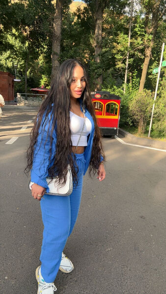  ,   Elen, 37 ,     , c 