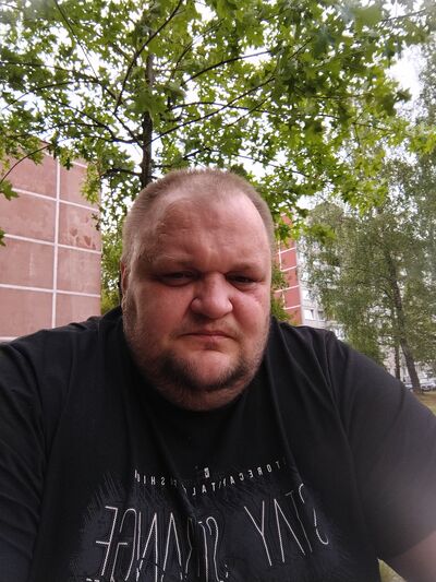  ,   Andrej, 37 ,   ,   , c , 