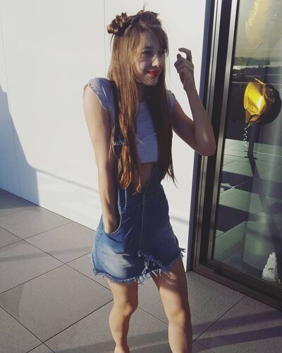      ,   __, 32 ,   ,   , c 