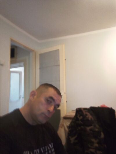  ,   Dragan, 47 ,   ,   , 