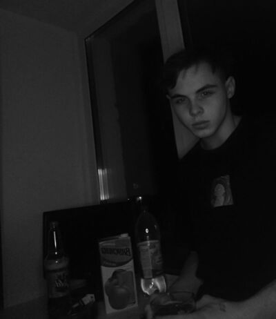  ,   Alexander, 25 ,   ,   , c 