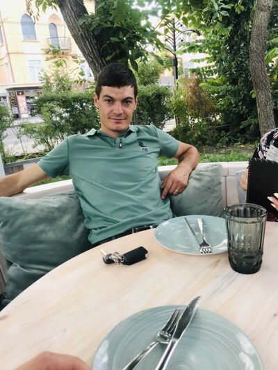  ,   Stepan, 35 ,   ,   