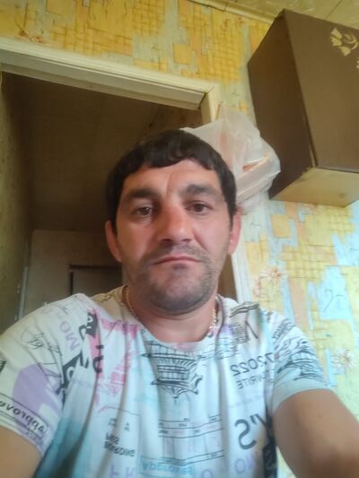  ,   Qara, 29 ,     