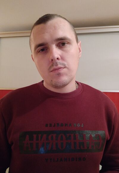  ,   Oleg, 32 ,   ,   , c 