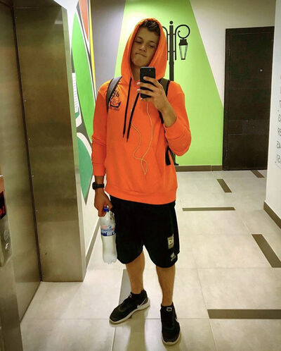  ,   Misha, 25 ,   