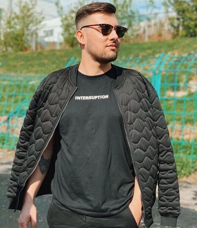  ,   Larik, 31 ,   ,   , c 