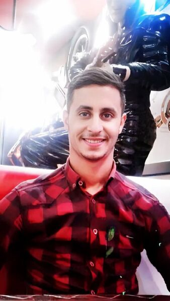  ,   Oualid, 30 ,   ,   
