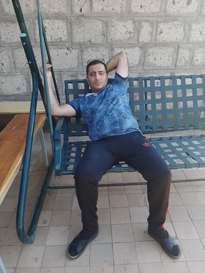  ,   Artur, 45 ,   ,   