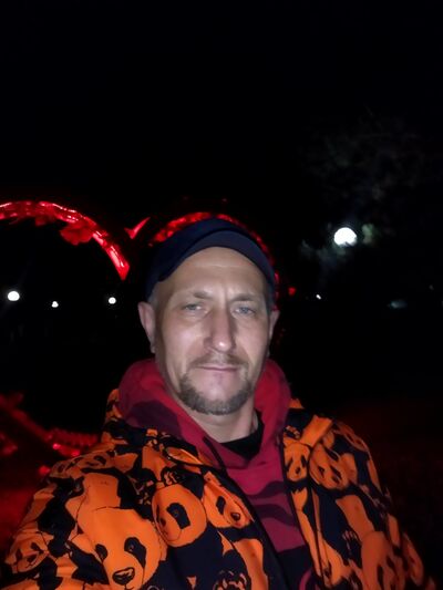  ,   Mikhail, 48 ,   ,   , c , 
