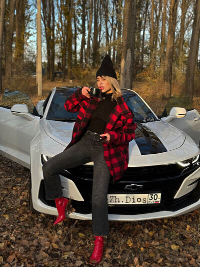  ,   Zhanna, 32 ,   c , 