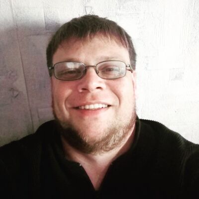  ,   Anatolii, 40 ,   ,   , c , 