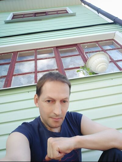 ,   Mike, 51 ,   ,   