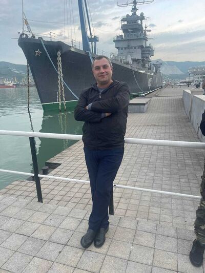  ,   Gurgen, 40 ,     , c , 