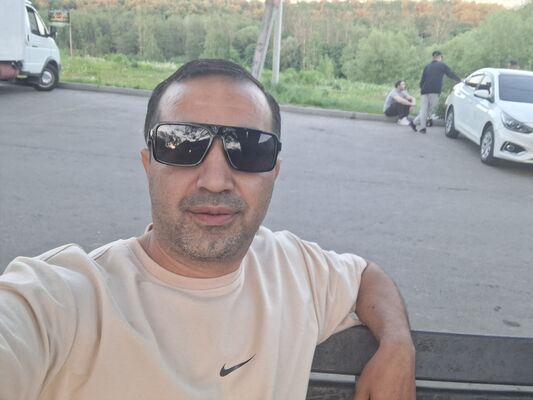   ,   Malik, 40 ,   ,   