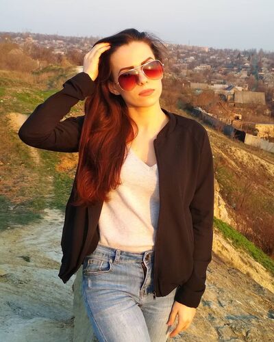  ,   Liza, 27 ,   ,   , c 