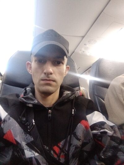  ,   Vro, 33 ,   ,   