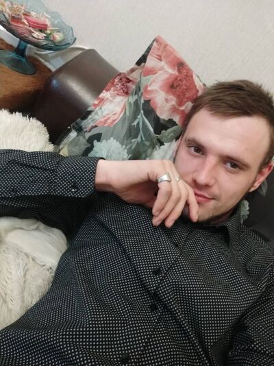  ,   GenreeRihter, 27 ,   ,   