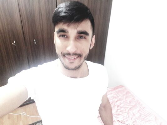  ,   Rahym, 32 ,   ,   , c 