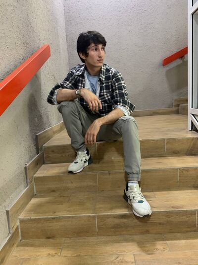  ,   Tayron, 24 ,   ,   