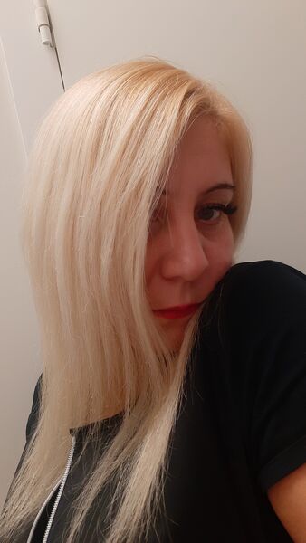  ,   Marina, 42 ,   c 