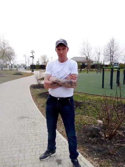  ,   Sergei, 43 ,   ,   