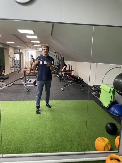  ,   Don Evgenio, 39 ,   , 