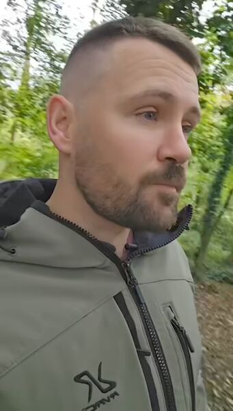  Essen,   James, 46 ,   ,   , c , 