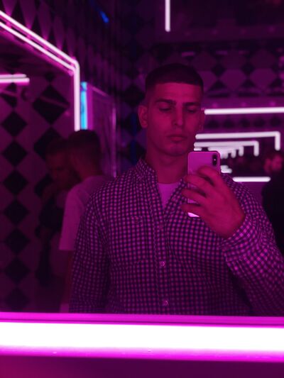  ,   , 24 ,   