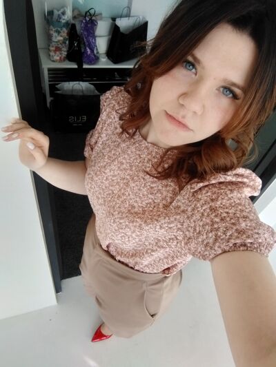  ,   Diana, 31 ,   ,   