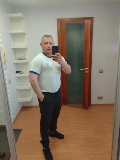  ,   Anton, 38 ,   ,   , c 