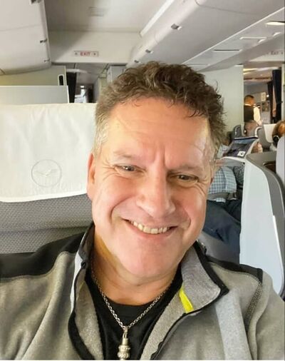 ,   Gourou, 55 ,   ,   , c 