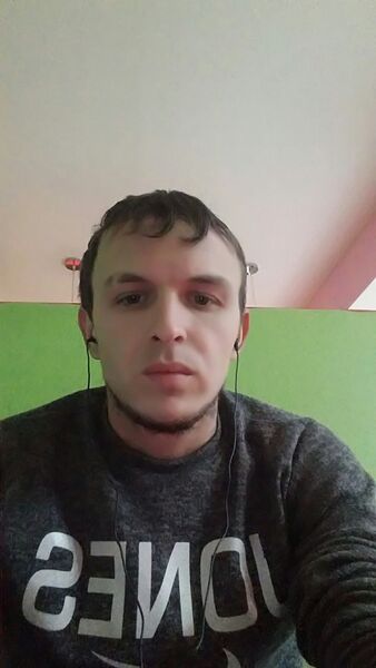  ,   Jackie, 32 ,  
