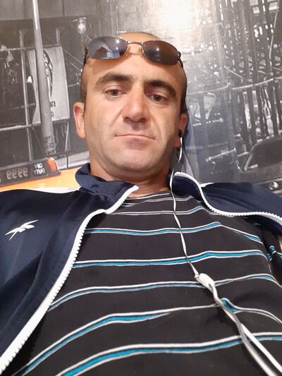  ,   Lasha, 41 ,   ,   , c 
