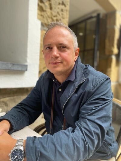  Castelldefels,   Maksim, 43 ,   ,   