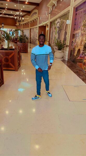  ,   Ernest, 32 ,     , c 