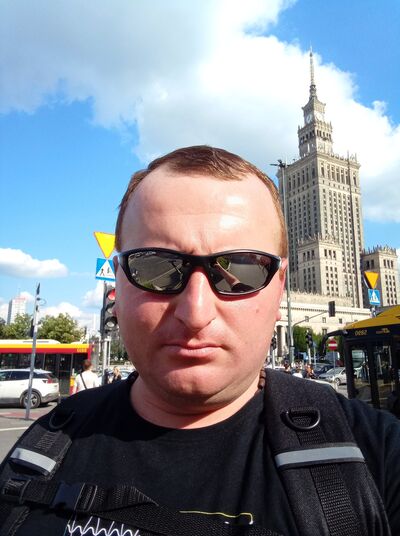  ,   Zviad, 36 ,   ,   