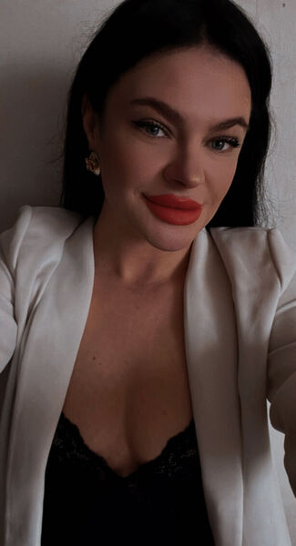  ,   Nika, 35 ,   ,   