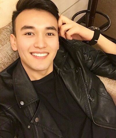  ,   Artur, 27 ,   ,   , c , 