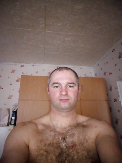  ,   Mihal, 43 ,   