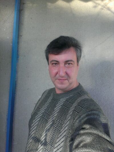  ,   Viktor, 56 ,   