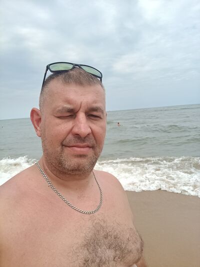  ,   Konstantin, 39 ,   ,   