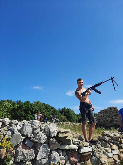  ,   Alexander, 31 ,   ,   , c 