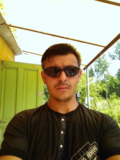  ,   Viktor, 43 ,   ,   , c , 