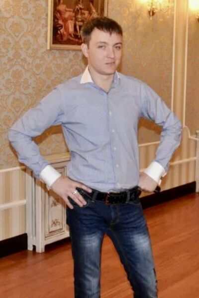  ,   Sergei, 41 ,   ,   