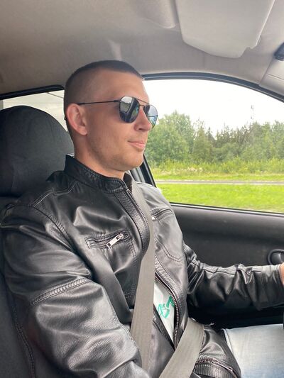  ,   Anton, 35 ,   c 