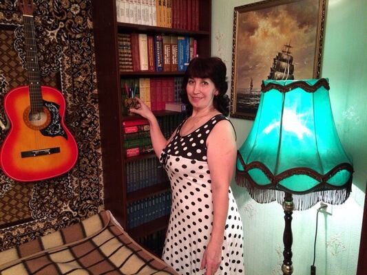  ,   Nataliya, 65 ,   c 