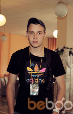  ,   Vladislav, 32 ,   ,   , c 