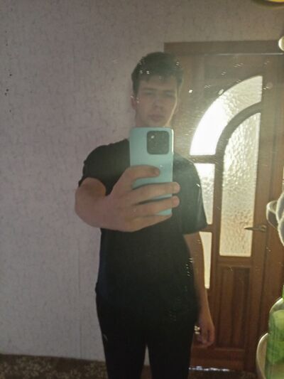  ,   Oleg, 19 ,   c , 