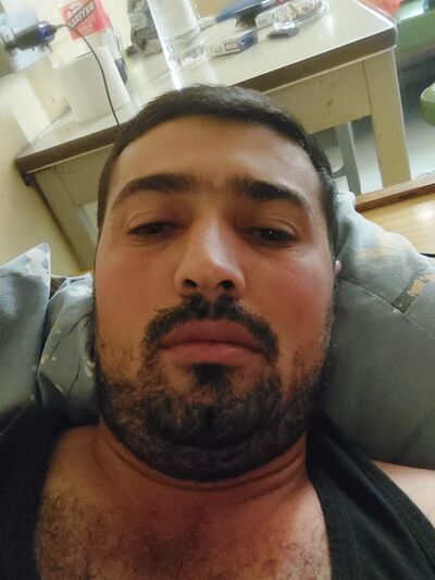  ,   Huseyin, 27 ,   ,   